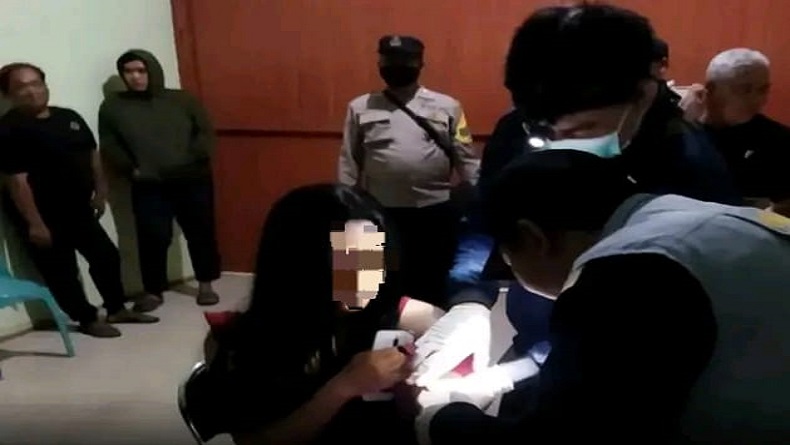 Resahkan Warga, Pangkalan Waria di Pekalongan Dirazia Aparat Gabungan