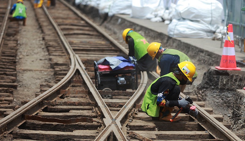 Usia 100 Tahun, Rel Trem Zaman Belanda Direlokasi dari Proyek MRT - Bagian 2