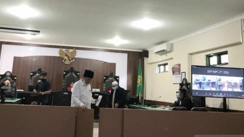 Ustaz Mizan Terdakwa Kasus Ujaran Kebencian Makam Keramat di Lombok Dituntut 1 Tahun Penjara