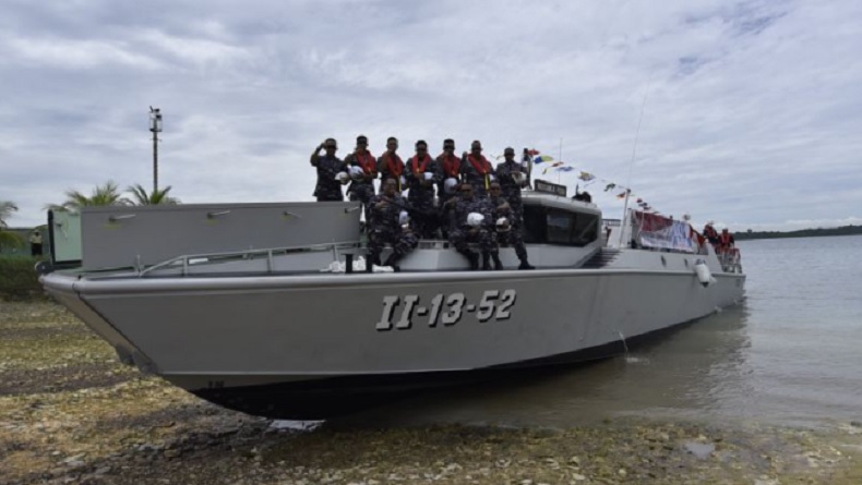 title Lantamal XIII Tarakan Terima Kapal Serbu untuk Patroli Lantamal XIII Tarakan Terima Kapal Serbu untuk Patroli