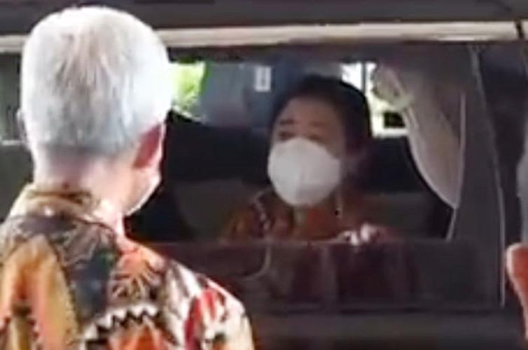 Ganjar Unggah Video Sambut Puan di Bandara Adi Soemarmo, Netizen Sewot