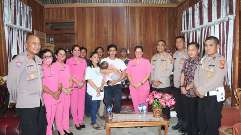 Viral Balita Sakit di Modoinding, Keluarga Dapat Bantuan Polres Minsel dan Bhayangkari
