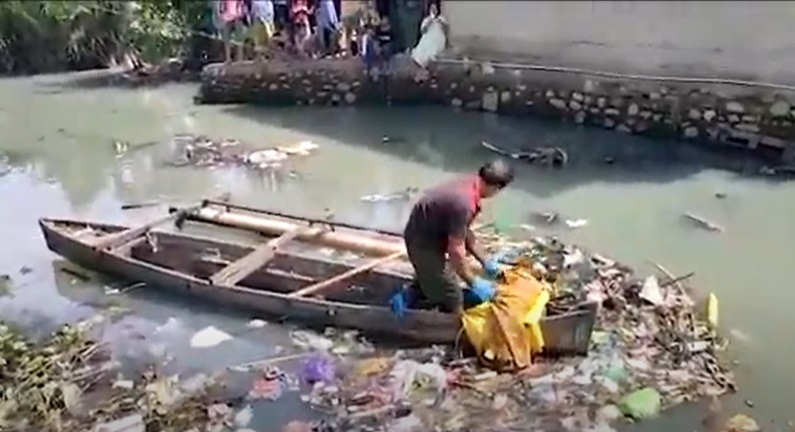 Dikira Boneka, Jasad Bayi Perempuan Ditemukan Warga Terapung di Kanal Rappokalling Makassar