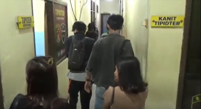 Razia Wisma, Polisi Amankan 14 Pasangan Bukan Suami Istri