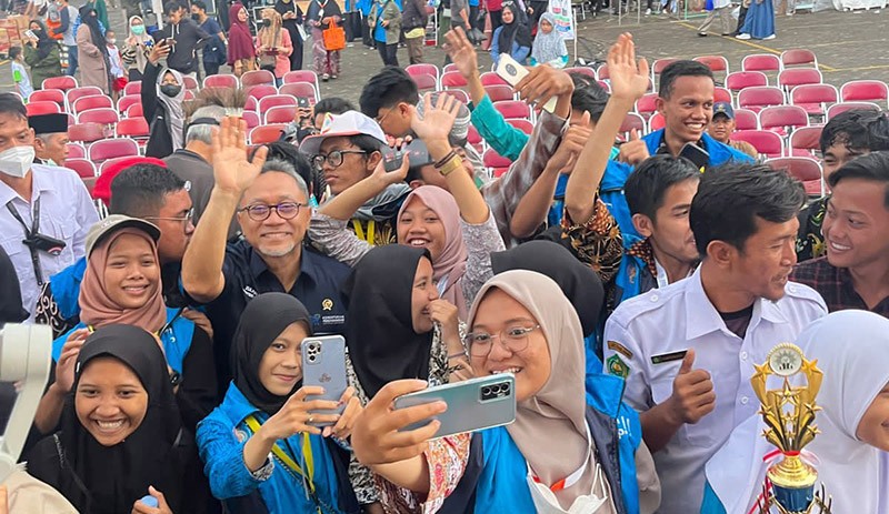 Mendag Zulhas Hadiri Munas HIPMI XVII di Solo - Bagian 4