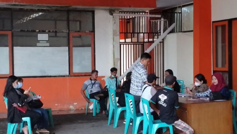 Pembayaran BSU di Kantor Pos Manado hingga Malam, Total Penerima 69.541 Orang