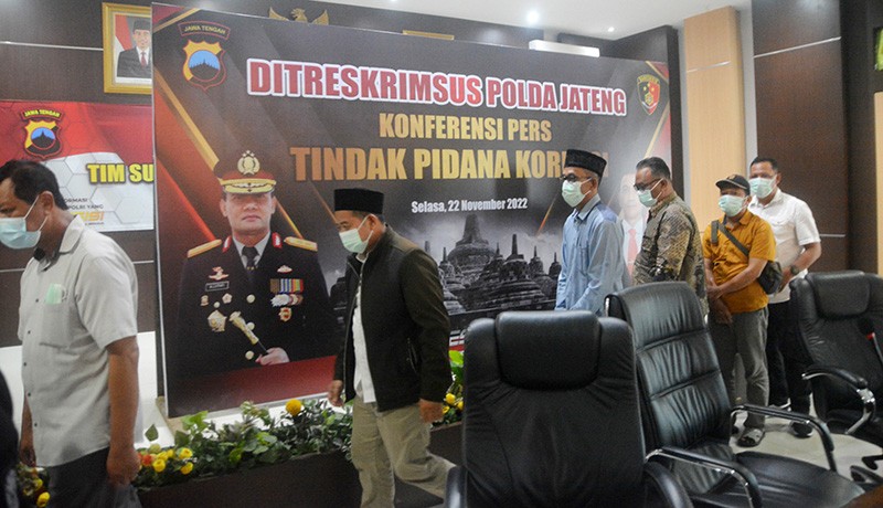 Tampang 8 Kades di Demak Diduga Terima Suap Jabatan Rp150 Juta-Rp300 Juta - Bagian 2