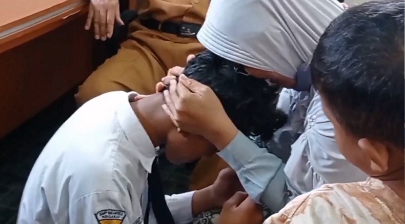 Pelajar SMP Sidoarjo Viral Maki Polisi Minta Maaf, Diknas: Sekolah Beri Pendampingan Khusus