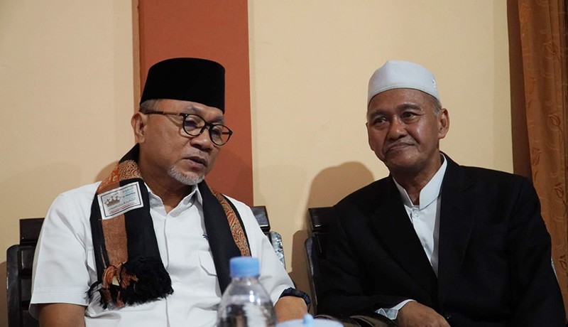 Kuliah Umum di Ponpes Darussalam Blokagung Banyuwangi, Zulhas: Santri Harus Memiliki Ilmu dan Iman Kokoh Hadapi Perubahan Dunia - Bagian 3