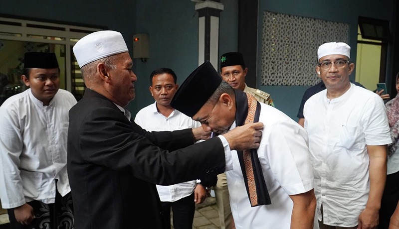 Kuliah Umum di Ponpes Darussalam Blokagung Banyuwangi, Zulhas: Santri Harus Memiliki Ilmu dan Iman Kokoh Hadapi Perubahan Dunia - Bagian 1