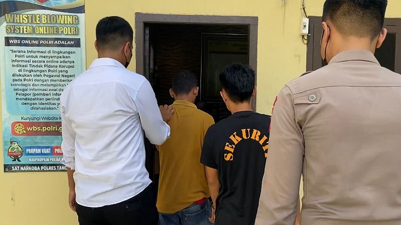 2 Pengedar Narkoba di Lampung Ditangkap Usai Pesta Sabu