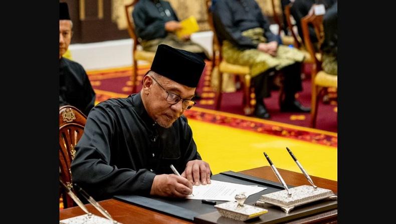 Janji Anwar Ibrahim Setelah Dilantik Jadi PM Malaysia