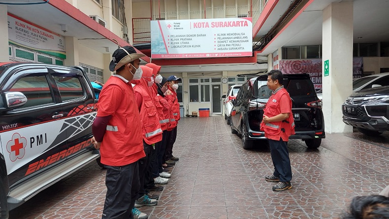 PMI Solo Kirim Tim Medis Ke Lokasi Bencana Gempa Di Cianjur