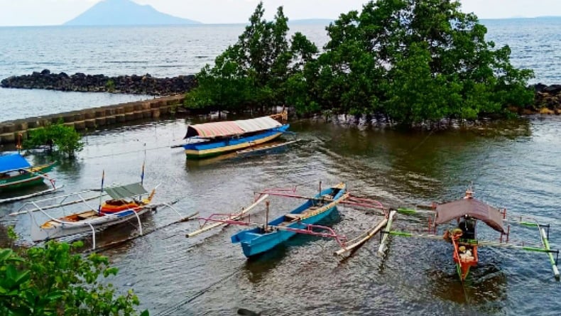Bantu Nelayan di Kepulauan Sangihe, Penjabat Bupati : Gunakan dengan Tepat Sasaran