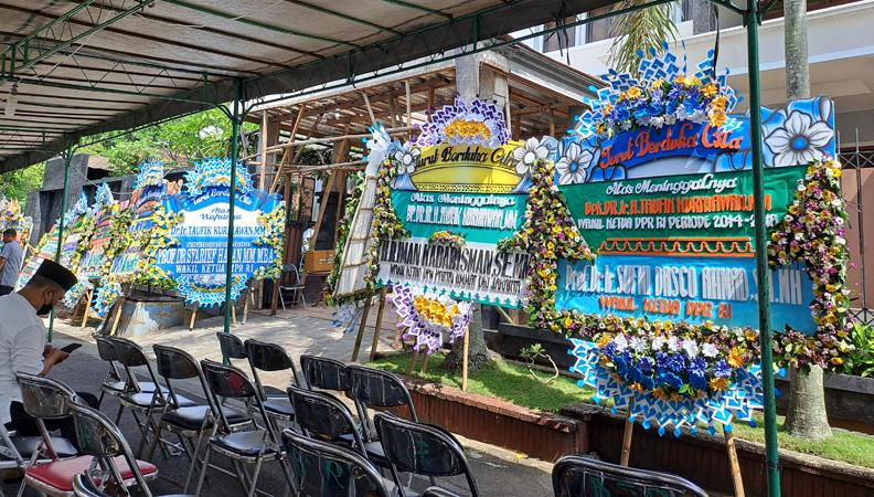 Jenazah Taufik Kurniawan Akan Dimakamkan di TPU Bergota Semarang usai Salat Jumat
