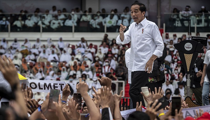 Jokowi : Tak Mungkin Kita Mampu Bersaing dengan Negara Lain kalau Jalannya Becek