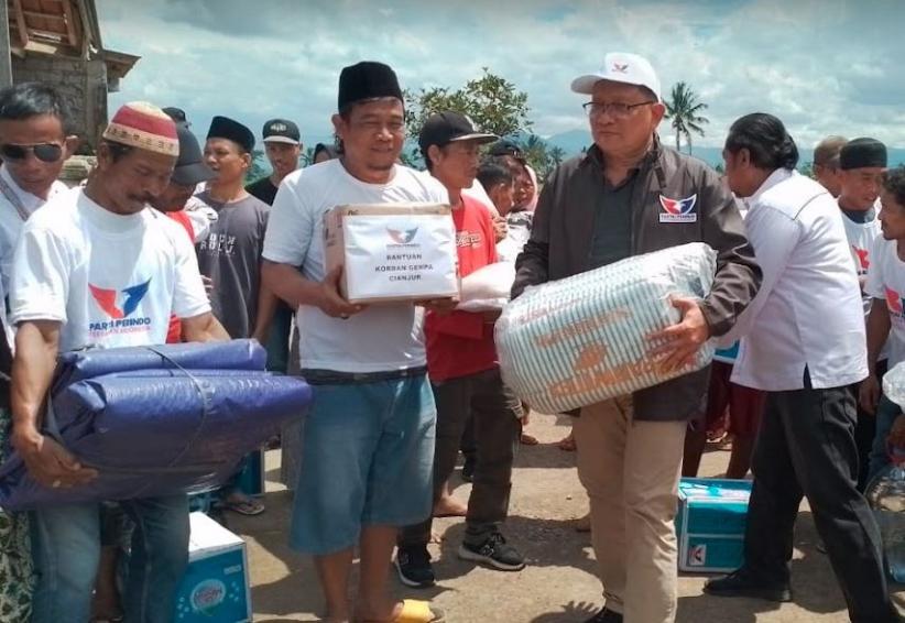 Perindo Bantu Selimut untuk Korban Gempa Cianjur di Pengungsian