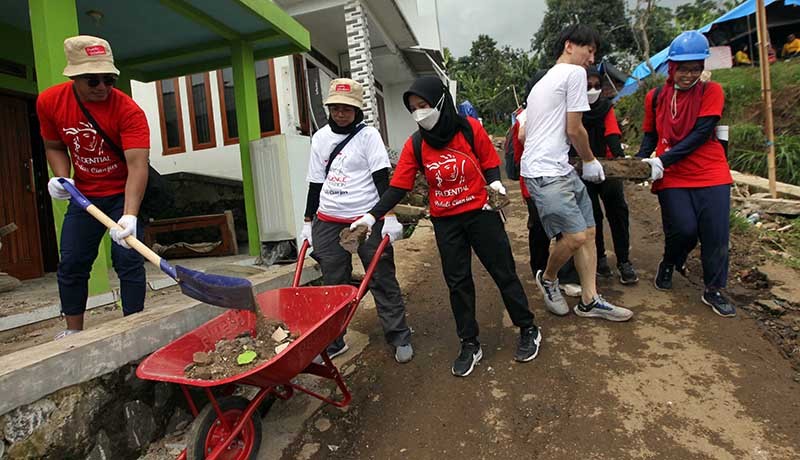 Prudential Indonesia dan Prudential Syariah Bantu Korban Gempa Cianjur - Bagian 5