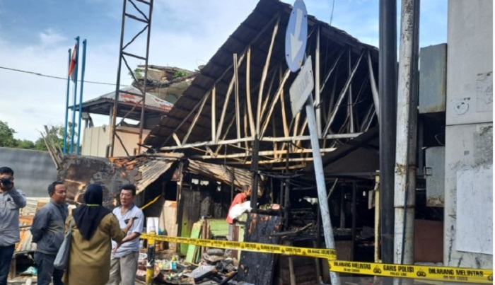 Polisi Selidiki Penyebab Kebakaran di Pasar Cinde Palembang