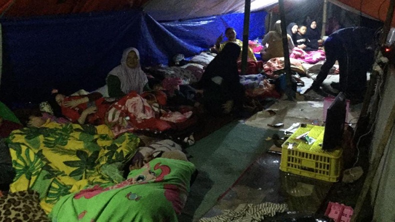 Waduh, Batuk dan Demam Mulai Serang Ratusan Korban Gempa di Sukalarang Sukabumi