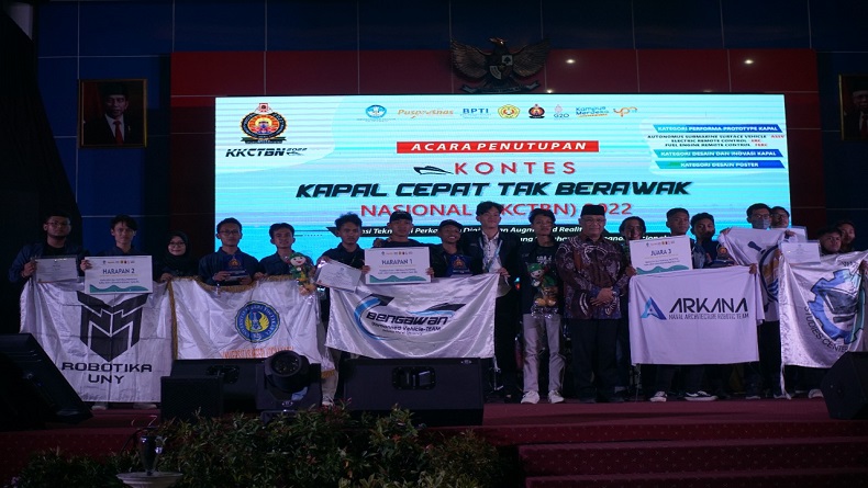 Tim UNS Sabet 3 Predikat Juara Kontes Kapal Cepat Tak Berawak Nasional