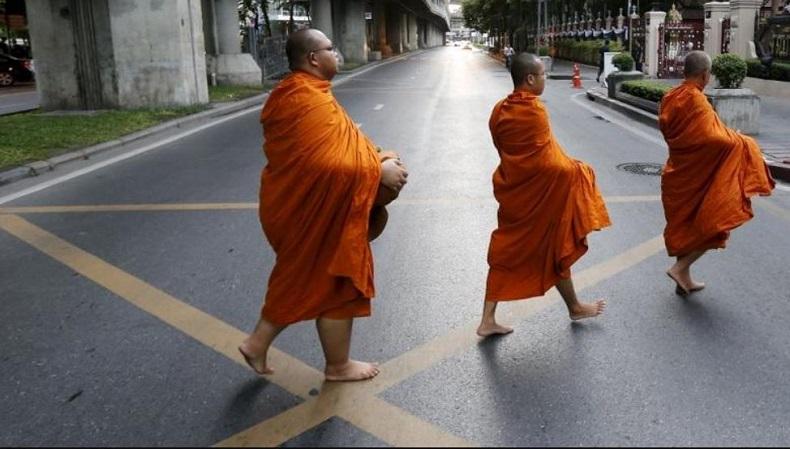  Kuil Buddha di Thailand Ini Kosong lantaran Seluruh Biksunya Positif Narkoba