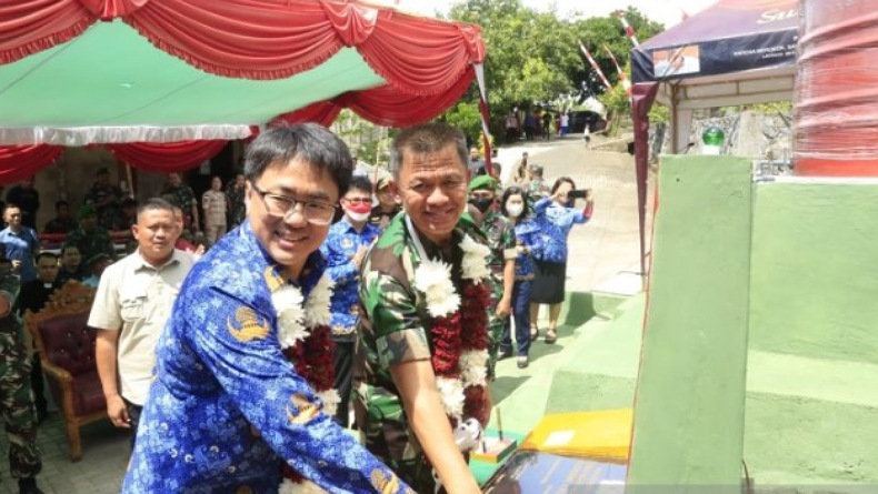 title Pemerintah Apresiasi TNI Manunggal Air di Meras Bunaken Pemerintah Apresiasi TNI Manunggal Air di Meras Bunaken