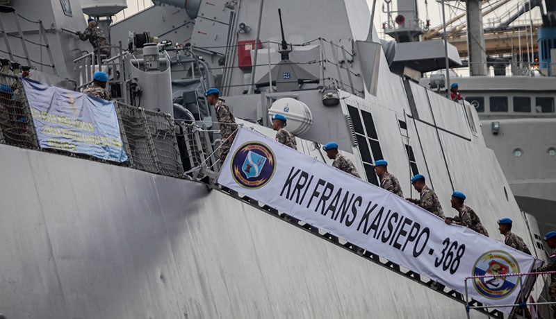 Suasana Haru Pelepasan 119 Prajurit TNI Jalani Misi Perdamaian ke Lebanon - Bagian 2