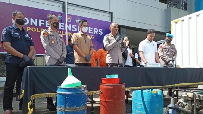 Polisi Ungkap Penimbunan BBM untuk Industri di Tulungagung, 12 Ton Solar Disita