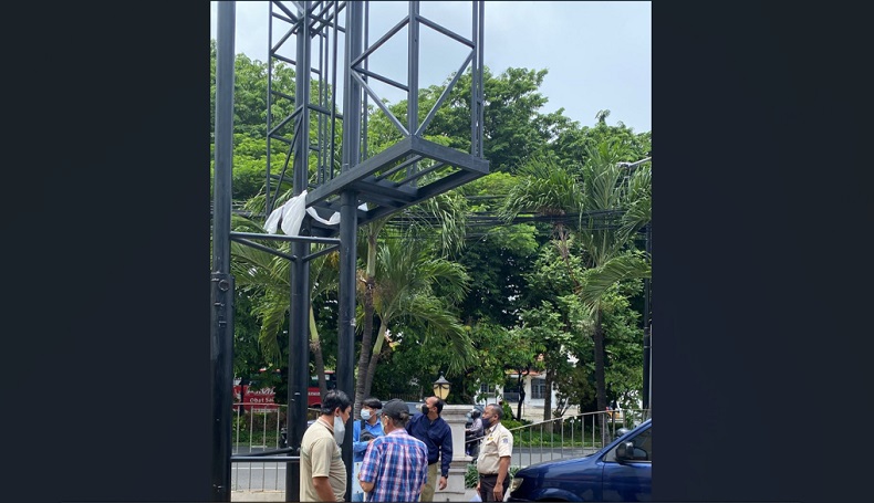 title Hadapi Cuaca Ekstrem, Pemkot Surabaya Minta Konstruksi Papan Reklame Diperkuat Hadapi Cuaca Ekstrem, Pemkot Surabaya Minta Konstruksi Papan Reklame Diperkuat