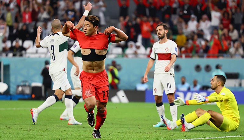 Menang Dramatis, Korea Selatan Lolos Babak 16 Besar - Bagian 2