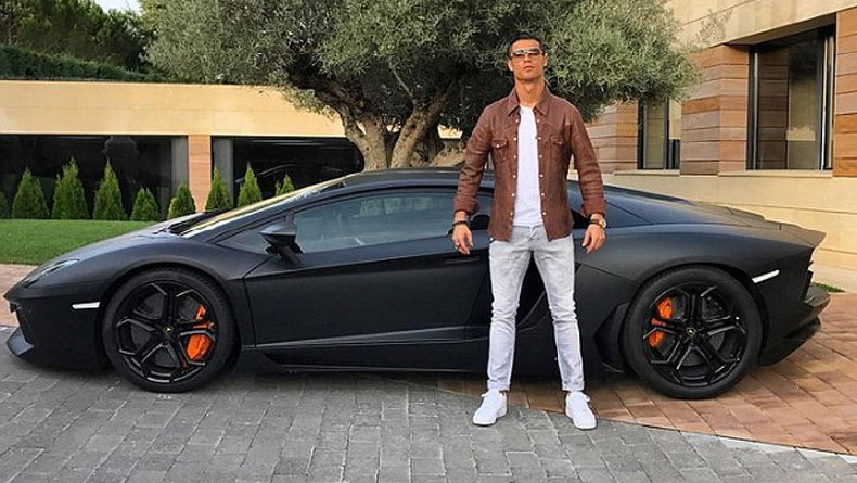 5 Mobil yang Cuma Diproduksi 1 Unit di Muka Bumi, Ada Milik Cristiano Ronaldo