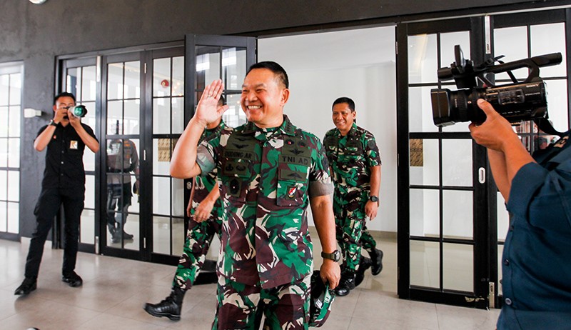 Senyum Para Jenderal Dukung KSAL Jalani Fit and Proper Test Calon Panglima TNI - Bagian 4