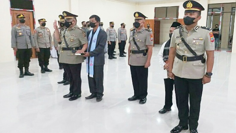 2 Kapolsek di Minahasa Tenggara Dimutasi, Ini Penggantinya