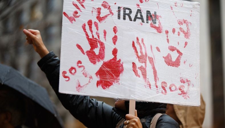 Iran Akui 200 Orang Tewas dalam Demonstrasi Memprotes Kematian Mahsa Amini