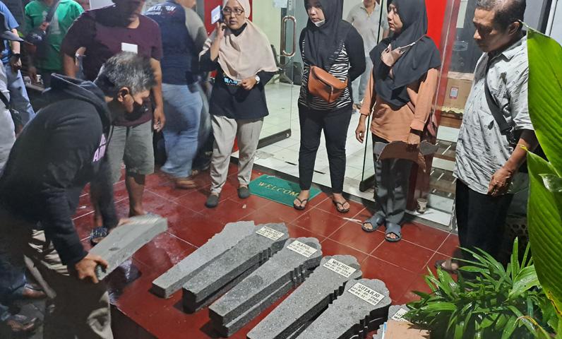 Jenazah 6 Korban Tewas Kecelakaan di Magetan Akan Dimakamkan Malam Ini di Semarang