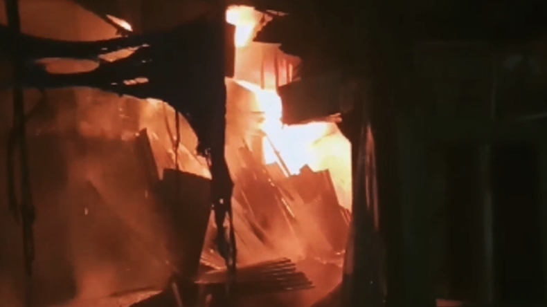 Pasar Bawah Bukittinggi Terbakar, 11 Toko Ludes Dilalap Api