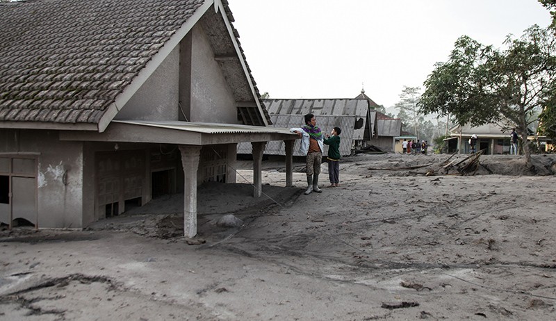Dahsyatnya Letusan Gunung Semeru, Rumah Terkubur Abu Vulkanik - Bagian 1