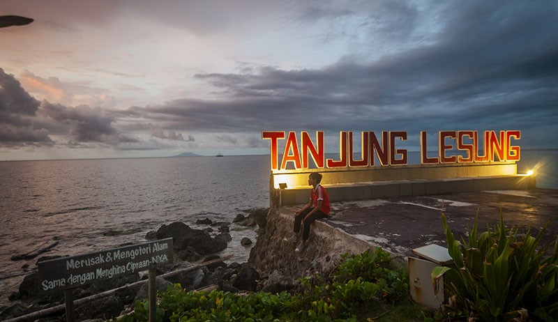 Menikmati Pemandangan Sunset di Pantai Tanjung Lesung - Bagian 1