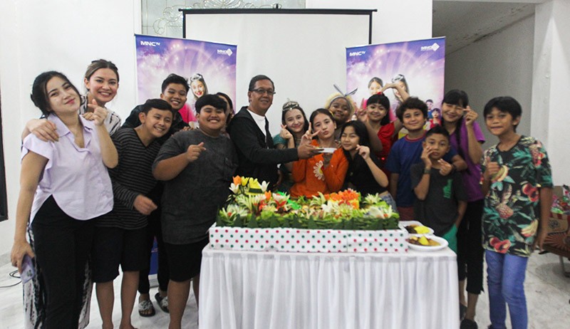 Tayang Perdana di MNC TV, Sinetron Mentari dan Jinny Gelar Syukuran - Bagian 3