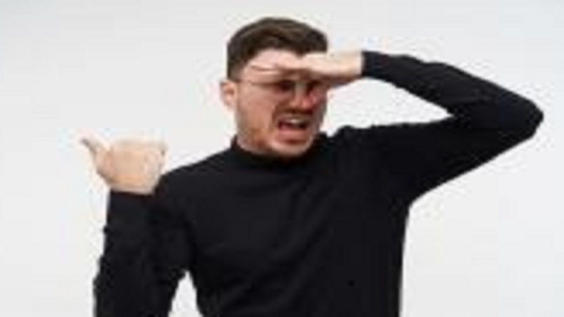 Tak Kuat Bau Menyengat, Warga Purwakarta Minta Pabrik Pakan Ternak Ditutup