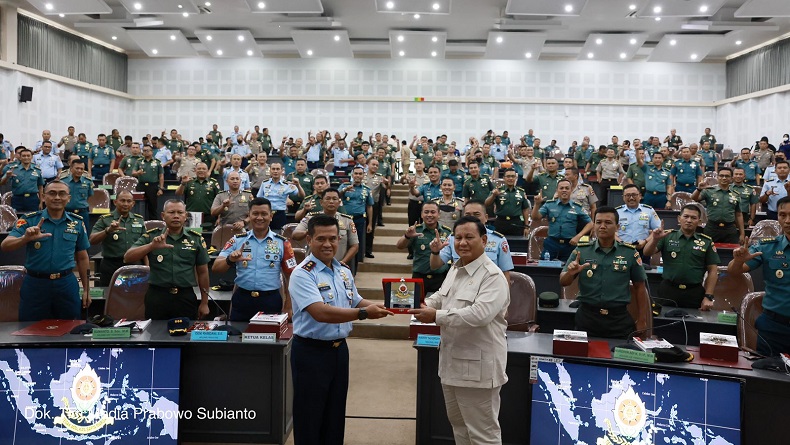Prabowo Ingatkan Makin Tinggi Pangkat, Makin Besar Tanggung Jawab