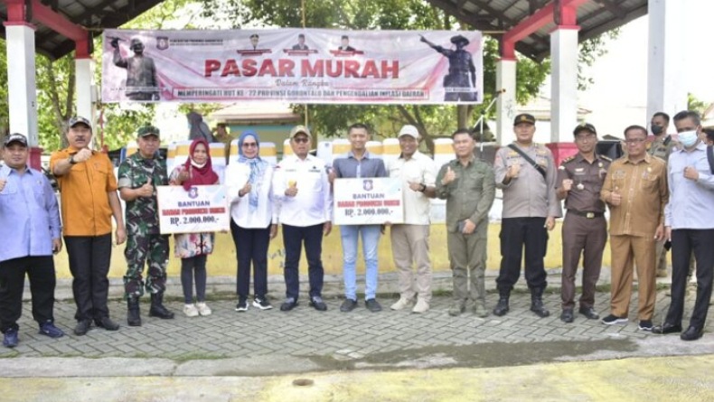 2.500 Masyarakat Suwawa Bone Bolango Nikmati Pasar Murah