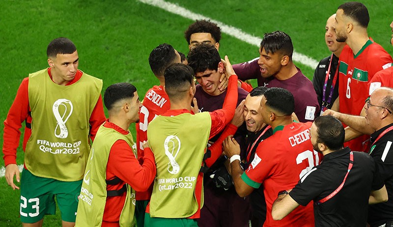 Foto-Foto Kiper Yassine Bounou Benteng Penjaga Gawang Maroko - Bagian 6