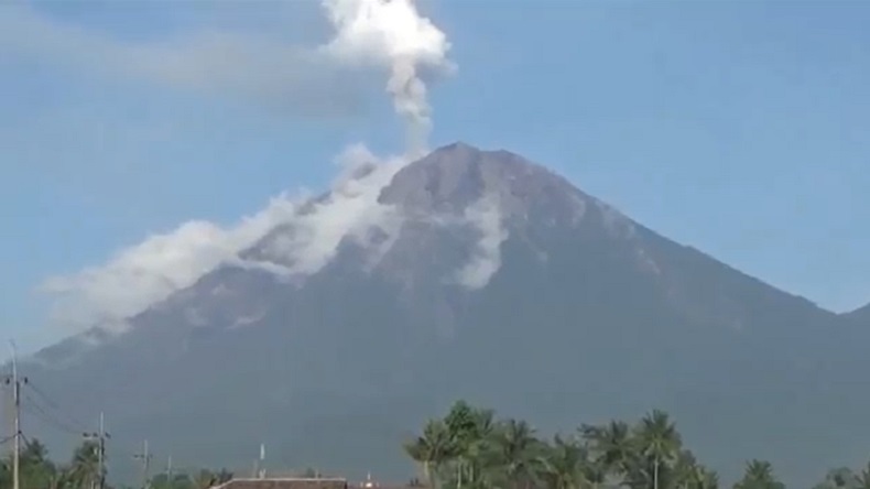 Aktivitas Vulkanik Semeru Turun, PVMBG Ingatkan Bahaya Banjir Lahar Hujan Besar