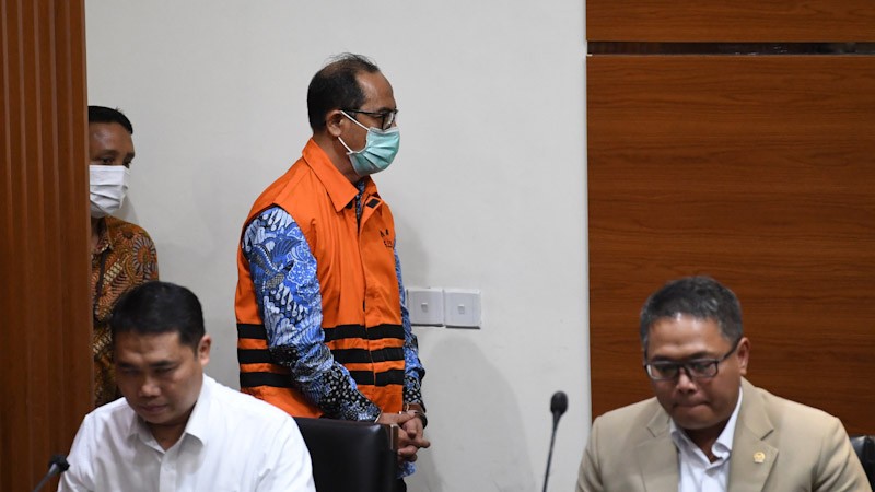 Hakim Agung Gazalba Saleh Ditahan KPK - Bagian 1