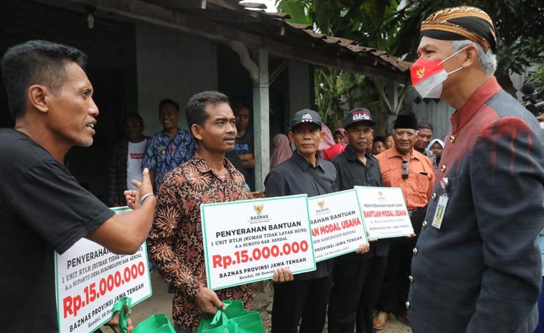 Dapat Bantuan Renovasi Rumah dari Ganjar, Kader PDIP Ini Curhat 20 Tahun Ditinggal Istri