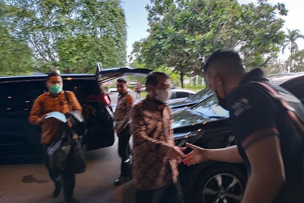 Keluarga Jokowi Mulai Berdatangan di Royal Ambarrukmo, Ketua MK Hadir Bersama Istri dan Anaknya