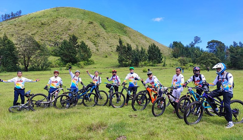 Menyusuri Keindahan Alam, JMTB Gowes di Banyuwangi - Bagian 1