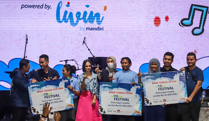 Penghargaan kepada Peserta UMKM Festival 2022 Terbaik - Bagian 1